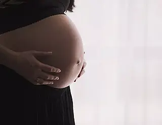 Grávida é agredida pelo marido e foge para pedir ajuda em Paranaíba