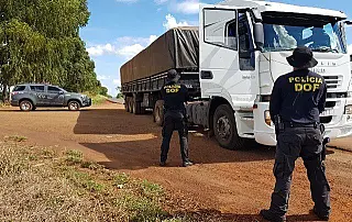 Carreta com mais de 900 Kg de maconha é aborda pelo DOF em Caarapó