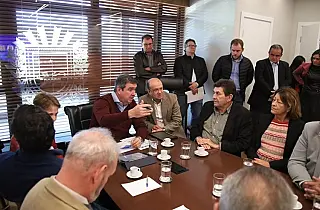 Riedel recebe prefeito de Inocência em agenda do MS Ativo Municipalismo