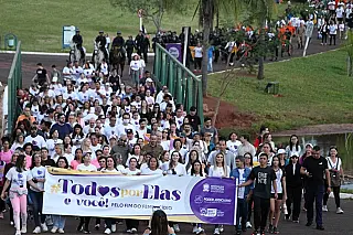 Caminhada mobiliza sociedade no combate ao feminicídio em Mato Grosso do Sul