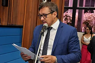Projeto do deputado Lucas de Lima, "Julho Sem Plástico" é aprovado em 2ª votação