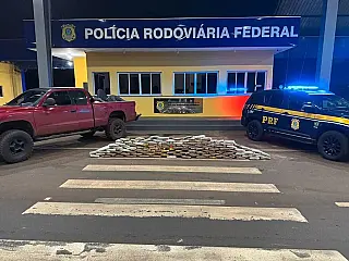 PRF apreende 115 kg de skunk em Paranaíba e prende dois suspeitos