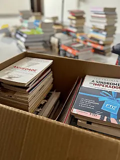 Prefeitura de Cassilândia e AGEMS promovem campanha de doação de livros e gibis