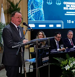 Magistrados e autoridades estaduais se reúnem para construir a Justiça do futuro