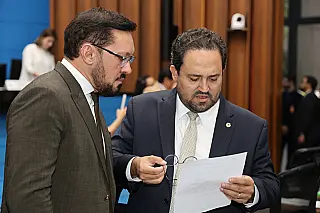 Novo "Blocão" alcança metade dos deputados e deve herdar vaga na CCJR