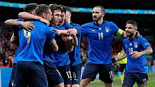 Itália vence Áustria na prorrogação e avança às quartas de final da Eurocopa