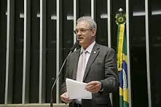 Geraldo Resende vista obras fruto de emenda de sua autoria