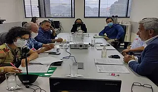 Reunião entre Procon/MS, MPE, Sinpetro e distribuidoras busca equalização do preço do combustível.