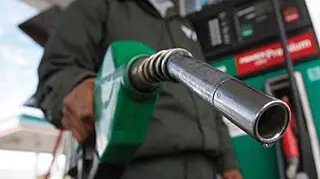 Petrobras reduz preços da gasolina em 12% e do diesel em 7,5%