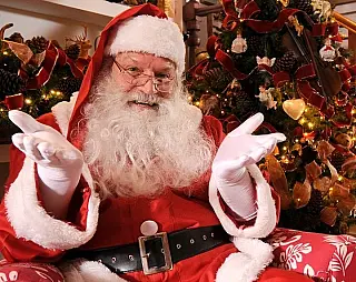 Procura-se Papai Noel: com economia aquecida, vagas de trabalho crescem 15% em 24 horas na Capital