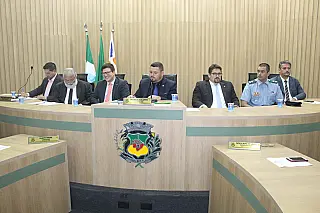 Indicações de vereadores na sessão da câmara municipal de Aparecida do Taboado