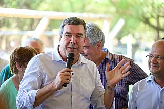 Distrito de Dourados recebe pavimentação e drenagem