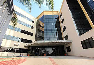 Motorista de aplicativo é estuprada por passageiro durante corrida particular em Campo Grande.