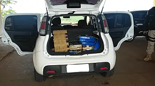 PRF apreende 330 kg de maconha em veículo com registro de furto