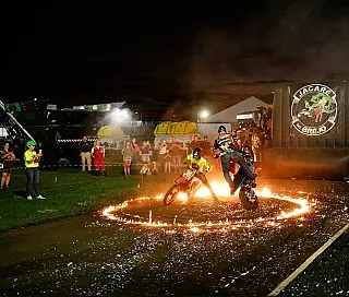 Praça São José vira palco de festa e cultura durante etapa do Estadual de Motocross em Cassilândia