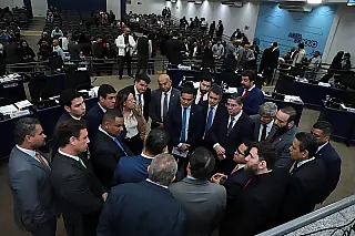 Vereadores votam criação do Banco de Emprego para Juventude