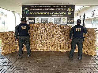 DOF apreende quase 1,5 tonelada de droga e recupera camionete roubada em Dourados