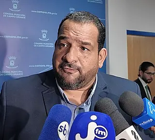 Secretário diz que já tapou 80 mil buracos e promete avançar no recapeamento