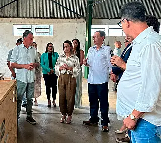 Senadora Soraya entrega obra do Hospital Municipal de Bandeirantes