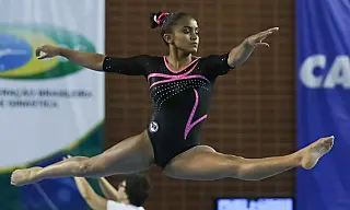 Ginasta brasileira que defendeu seleção morre aos 17 anos
