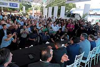 Na Expogrande, lideranças do agronegócio são homenageadas por vereadores