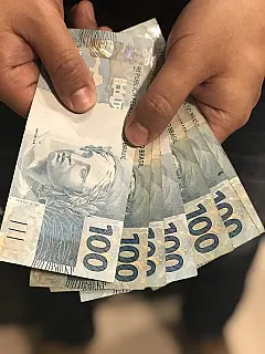 Salário mínimo será de R$ 954 a partir de 1º de janeiro de 2018