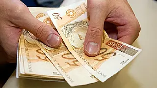 Prazo para empresário pagar a segunda parcela do 13° salário termina hoje
