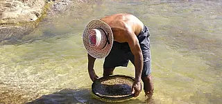 Dia Nacional do Garimpeiro