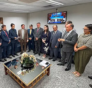 Deputados entregam denúncia ao MPF sobre concessão da BR-163 em MS