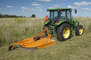 Agricultura familiar da Capital recebe máquinas e equipamentos