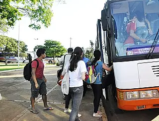 Transporte universitário noturno de Sidrolândia terá novo horário