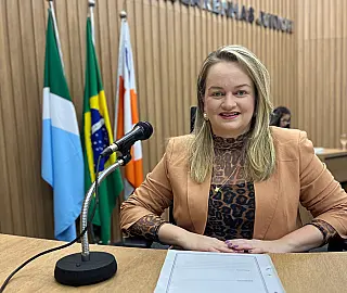 Dra. Amanda Tolentino propõe melhorias na sinalização e atendimento de saúde.