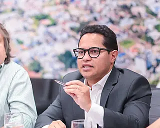 Papy vê na educação de crianças uma das saídas para combater violência doméstica