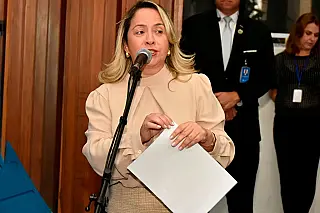 Projeto versa sobre punições administrativas por atos de racismo em espaços esportivos
