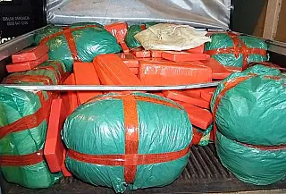 Droga apreendida em entreposto da fronteira pesou mais de 350 kg