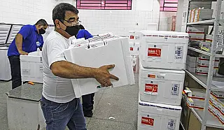 Mato Grosso do Sul recebe novo lote com 85.440 doses da vacina contra Covid-19