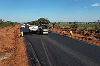 Pavimentação da MS-338 avança e deve ser concluída até dezembro de 2025