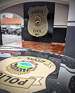 Polícia civil de Caarapó prende mulher acusada de atingir vizinha com 3 facadas