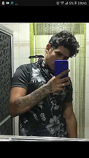 Jovem de 21 anos é executado a tiros por dupla de pistoleiros
