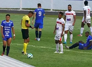 ESPORTE: Ivinhema Futebol Clube 2 X 1 Águia Negra, jogando em casa