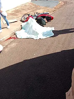 Motociclista de 39 anos morre após colisão com caminhão em Ivinhema