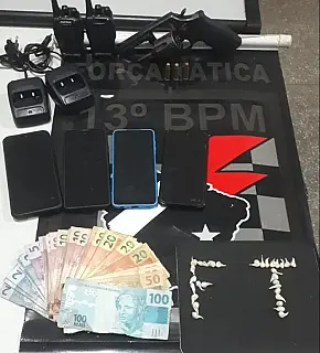 Polícia Militar desmantelou ponto de drogas e prendeu três pessoas em Paranaíba