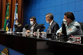 Deputados e governo debatem projetos que alteram Previdência e prorroga abono salarial