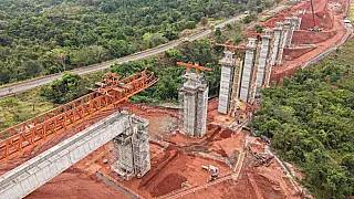  Ferrovia do Projeto Sucuriú recebe vigas de 92 toneladas em Inocência