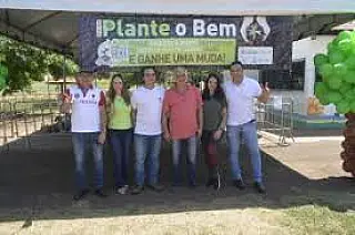 Paranaiba meio ambiente realiza ação "Plante o Bem"
