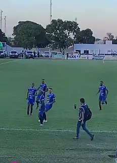 Bataguassu elimina Ivinhema nos pênaltis em jogo no Saraivão
