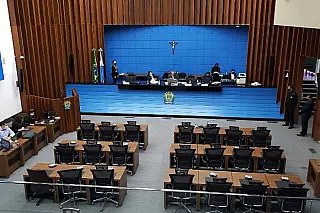 Deputados votam mudanças no processo administrativo nesta quarta