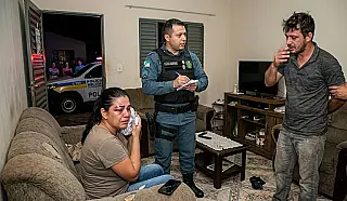 Mulher fica ferida após ser atingida por celular arremessado pelo marido em Cassilândia