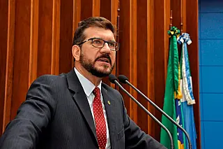 Kemp faz apelo para que governo pague atrasados dos professores da Educação Especial