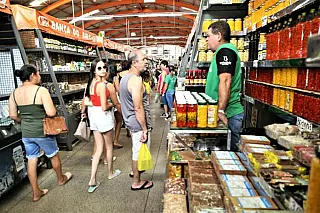 Feriado de Santo Antônio altera funcionamento de serviços públicos e comércio em Campo Grande
